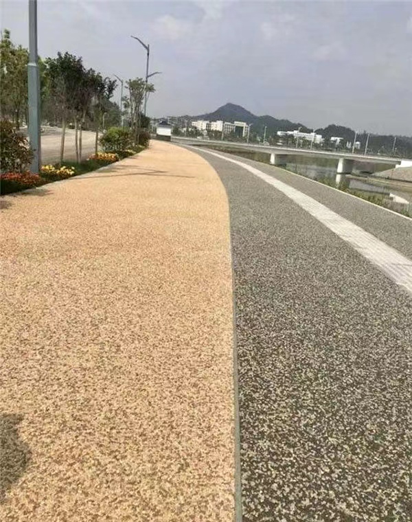 露骨料透水混凝土怎么施工？